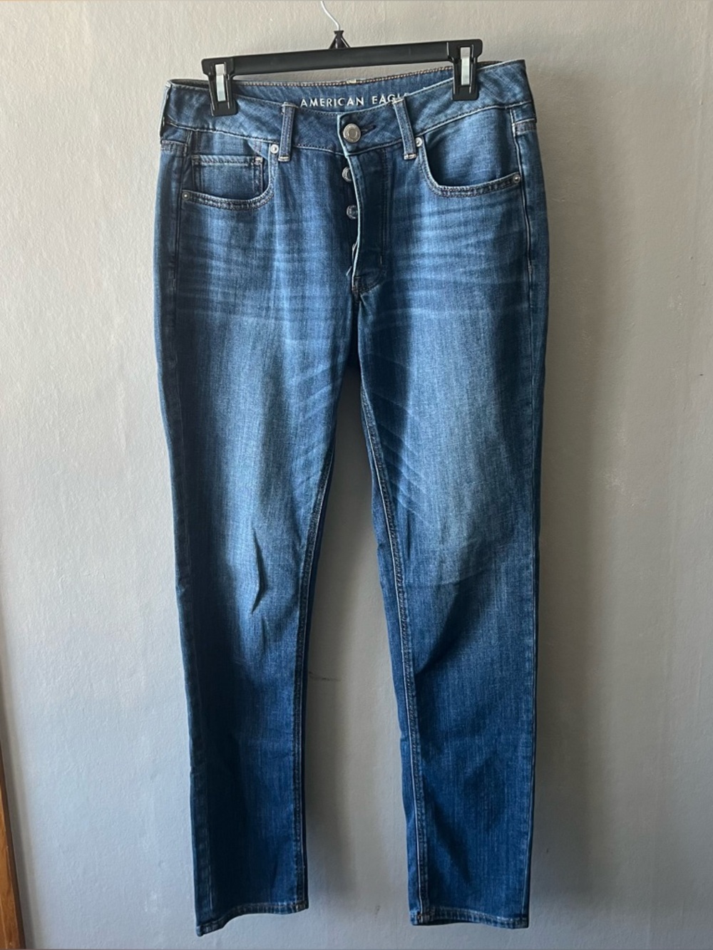 American Eagle Tomgirl Button Fly Jeans Size 6 X-Long